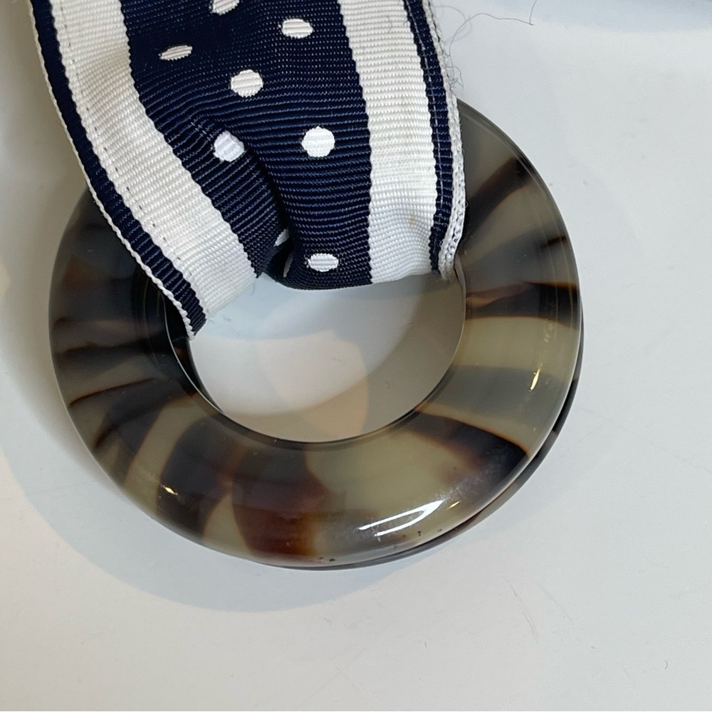 Queen Bee Studio belt - Picture 2 of 9